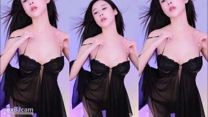 Disfruta de una Sensual Sesión Íntima con KBJ24062250