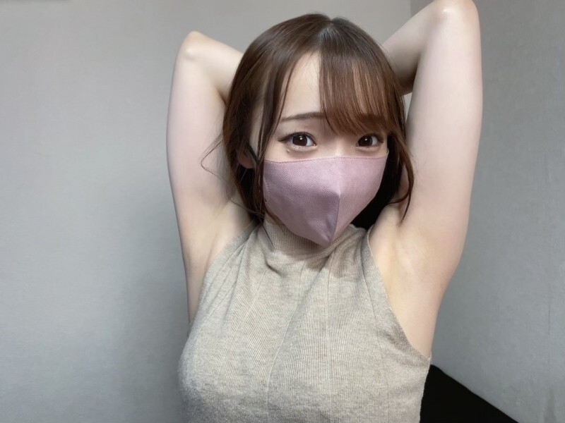 Una Estudiante de College Con Una Habilidad Sexual Increíble: Ella Puede Correrse 21 Veces al Día