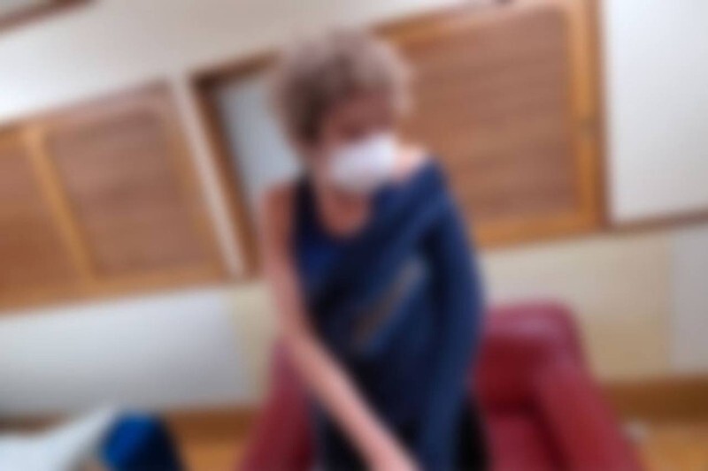 El Entrenador de Gimnasio y su Vergonzosa Deuda - Creampie Humillante