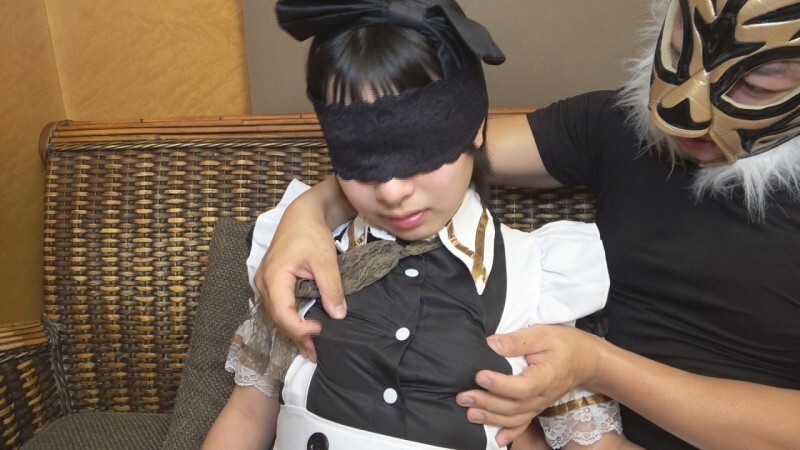 Genki Idol en Su Último Trabajo: Traje de Maid de Café y Rostro Al Descubierto