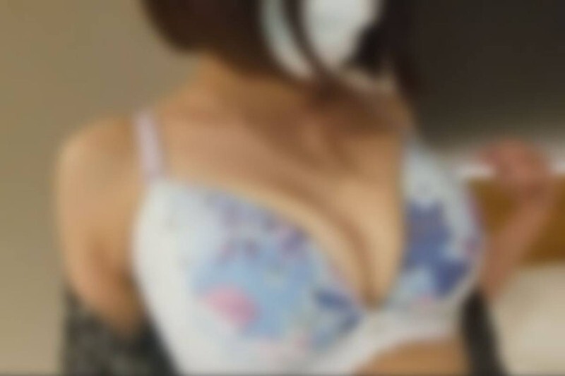 Mujer Casada y Amateur Disfruta de un Creampie en la Segunda Parte