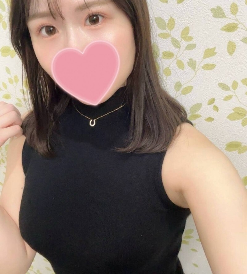 Revelación de Rostro en PPE con una Super Erotica Mujer de Grandes Senos F Cup y Hermoso Trasero