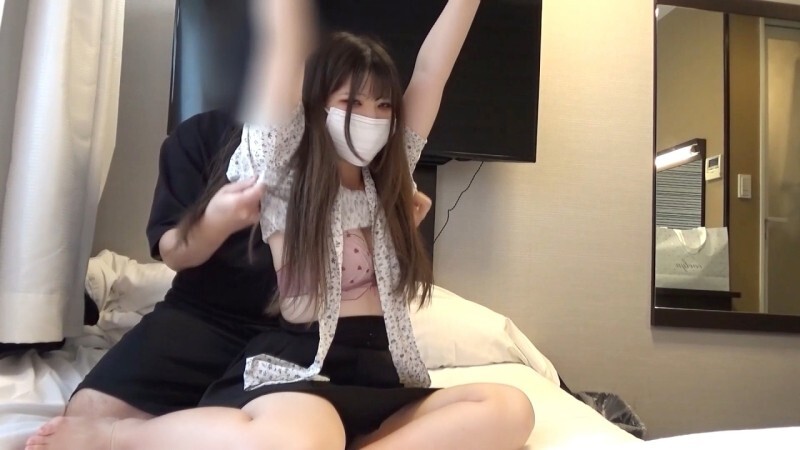 Primer plano a una joven de 18 años que quiere ser idol en Tokyo