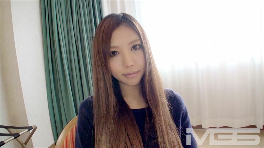 SIRO-1400: Grabación Casera de una Nueva Estrella Porno Amateur
