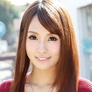 KAKU-046 Yui: Una Experiencia Sensual e Inolvidable