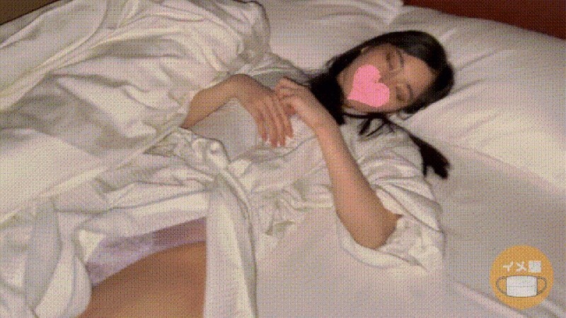 FC2PPV4637710: Intense Creampie Sex with Bookstore College Student Until Morning