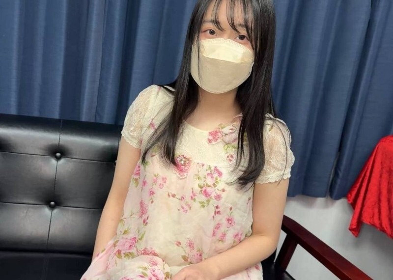 Amateur 18 Years Old Vietnamese Beauty Experiences Japanese Passion