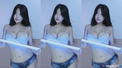 Sesión Privada y Sensual con Helmi94